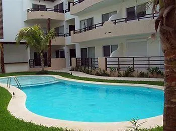 ** Отель Peregrina Beach Apartment Playa del Carmen Мексика
